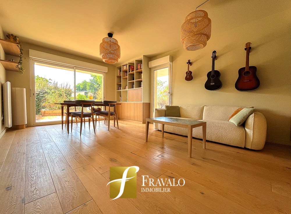 ARRADON - APPARTEMENT RENOVE A DEUX PAS DES COMMERCES